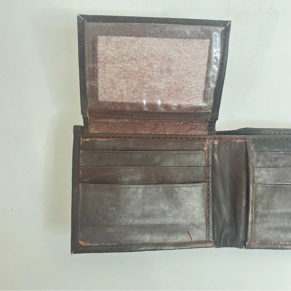 Hand Crafted Genuine Leather Mens Wallet Slim Trifold Wallets With ID Window